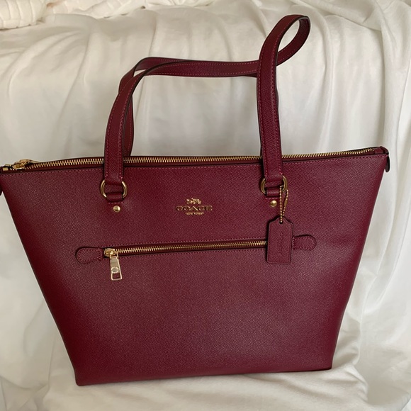 Coach Handbags - COACH Gallery Tote black cherry
